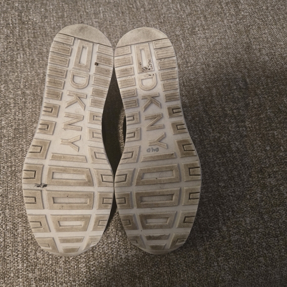 DKNY Black and White Slip-On Platforms - Picture 6 of 6